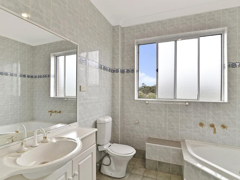 5/2a																										Toorak Court
														
								Port Macquarie, NSW 2444, Campsie - Thumbnail 6