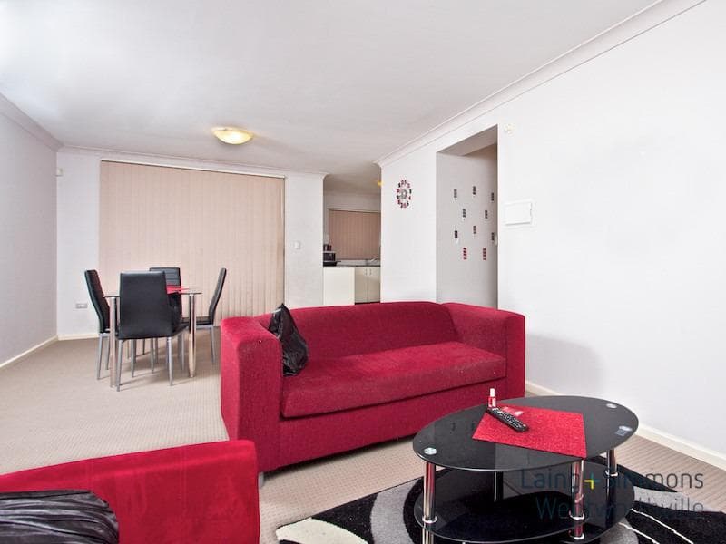 6/5 Stimson Street, Guildford, Guildford - Thumbnail 3