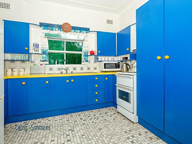 2 Carrington Avenue, Caringbah, Caringbah - Thumbnail 5