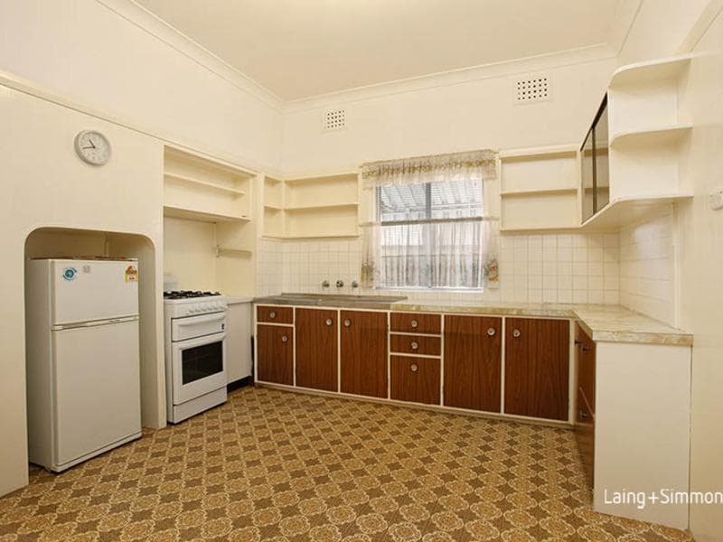 2/11-11A																										Ellis Street
														
								Merrylands, NSW 2160, Granville - Thumbnail 2