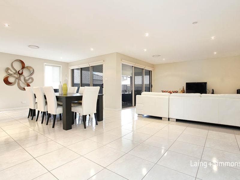 5/2a																										Toorak Court
														
								Port Macquarie, NSW 2444, Middleton Grange - Thumbnail 3