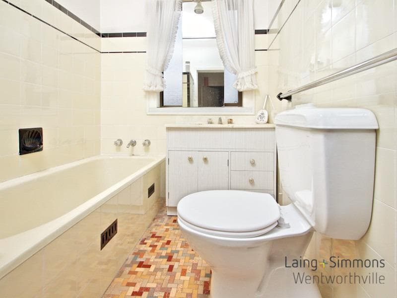 5/2a																										Toorak Court
														
								Port Macquarie, NSW 2444, Wentworthville - Thumbnail 6