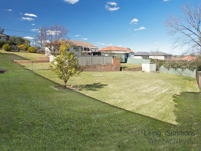 5/2a																										Toorak Court
														
								Port Macquarie, NSW 2444, Wentworthville - Thumbnail 7