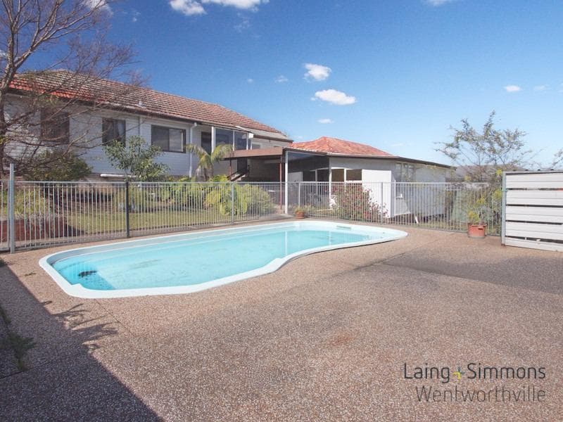 5/2a																										Toorak Court
														
								Port Macquarie, NSW 2444, Wentworthville - Thumbnail 8