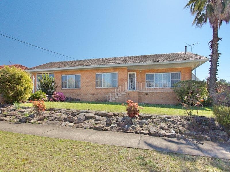 5/2a																										Toorak Court
														
								Port Macquarie, NSW 2444, Blacktown - Image 1