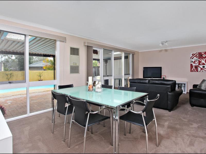 60 Reading Ave, Kings Langley, Kings Langley - Thumbnail 3