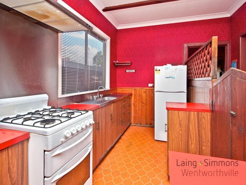 5/2a																										Toorak Court
														
								Port Macquarie, NSW 2444, Pendle Hill - Thumbnail 3