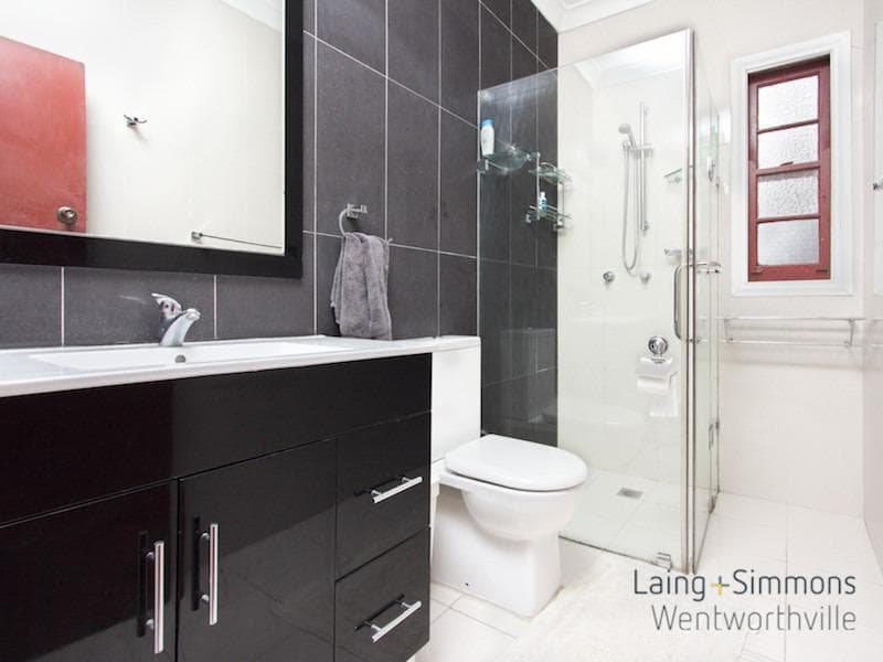 5/2a																										Toorak Court
														
								Port Macquarie, NSW 2444, Pendle Hill - Thumbnail 5