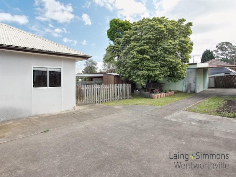 5/2a																										Toorak Court
														
								Port Macquarie, NSW 2444, Pendle Hill - Thumbnail 6