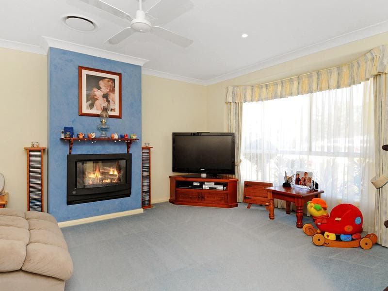 7 Lyrebird Place, Port Macquarie, Port Macquarie - Thumbnail 2
