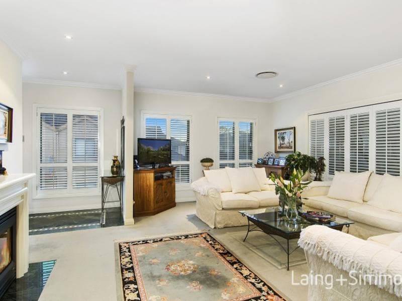 2/8a Hampden Road, Pennant Hills, Pennant Hills - Thumbnail 2