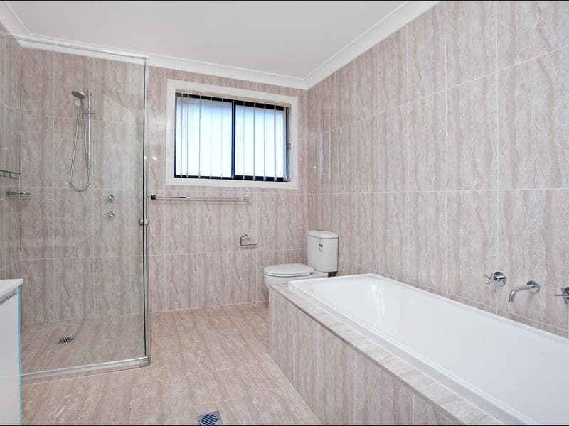 17/70-72																										Lane Street
														
								Wentworthville, NSW 2145, Ropes Crossing - Thumbnail 4