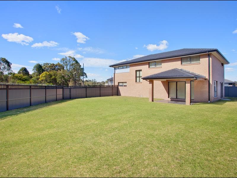 17/70-72																										Lane Street
														
								Wentworthville, NSW 2145, Ropes Crossing - Thumbnail 8