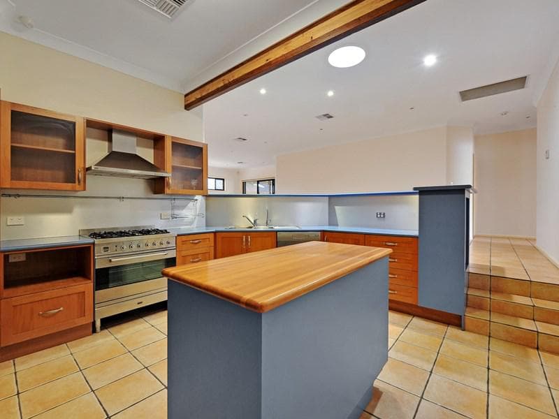 7/23																										Park Rd
														
								Cabramatta, NSW 2166, Port Macquarie - Thumbnail 4