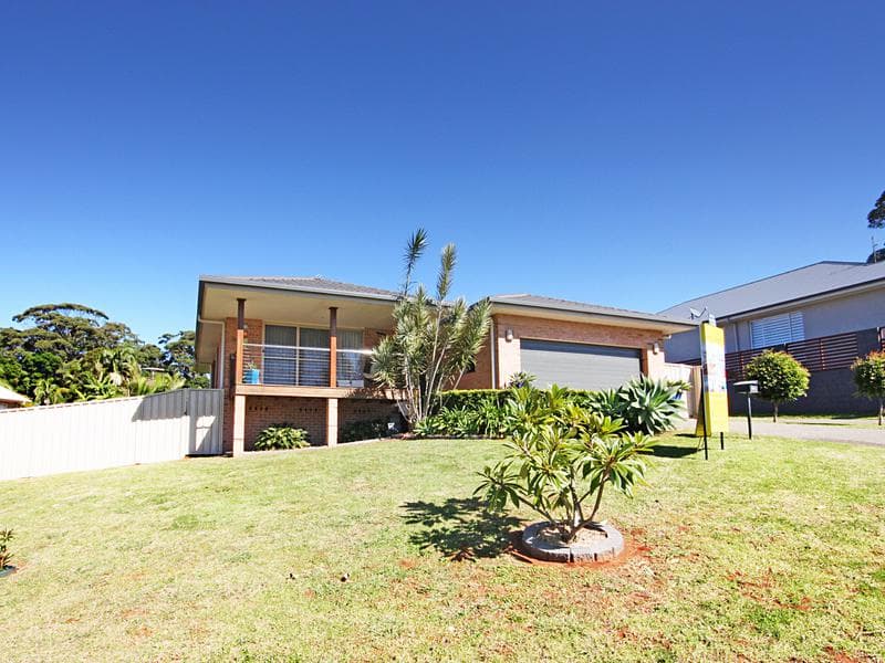 5/2a																										Toorak Court
														
								Port Macquarie, NSW 2444, Port Macquarie - Thumbnail 3