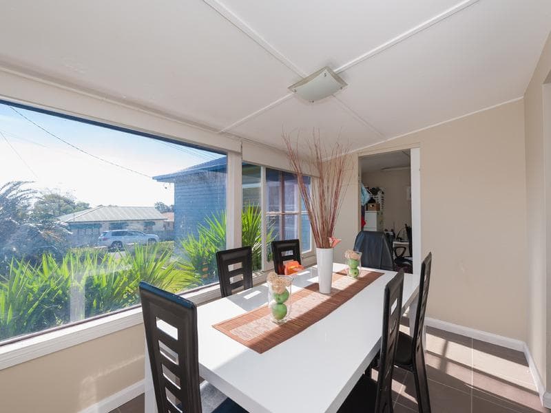 5/2a																										Toorak Court
														
								Port Macquarie, NSW 2444, Port Macquarie - Thumbnail 3