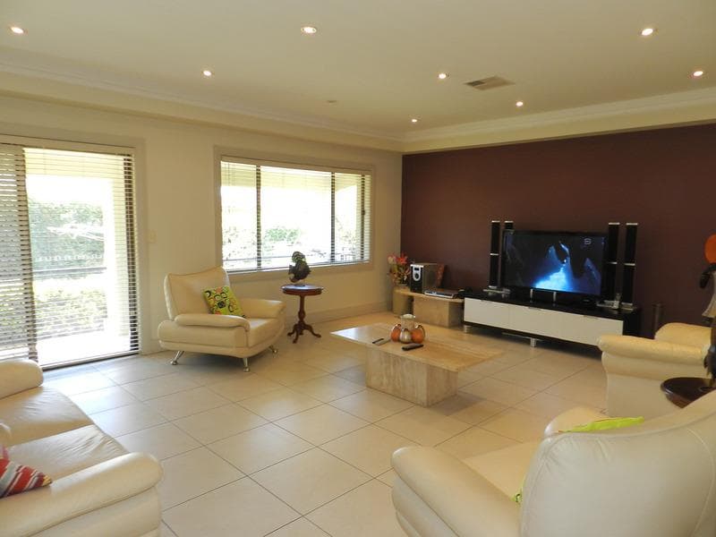 122 Camden St, Fairfield Heights, Fairfield Heights - Thumbnail 5