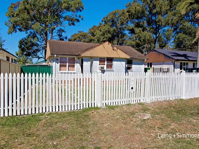 20 Van Dieman Crescent, Fairfield West, Fairfield West - Thumbnail 2