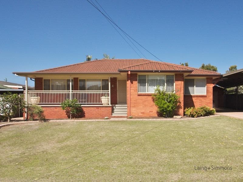 4 Nancy Street, Pendle Hill, Pendle Hill - Image 1