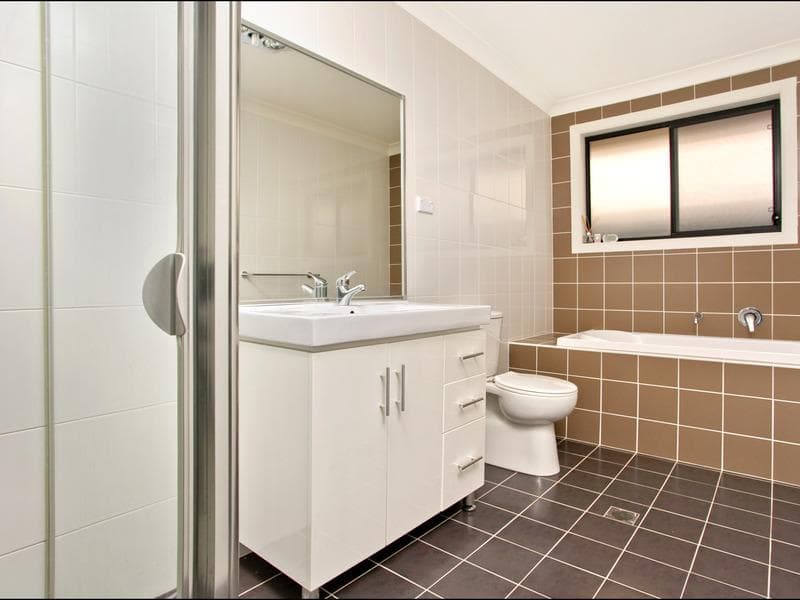 11 Taradale Drive, Ropes Crossing, Ropes Crossing - Thumbnail 3