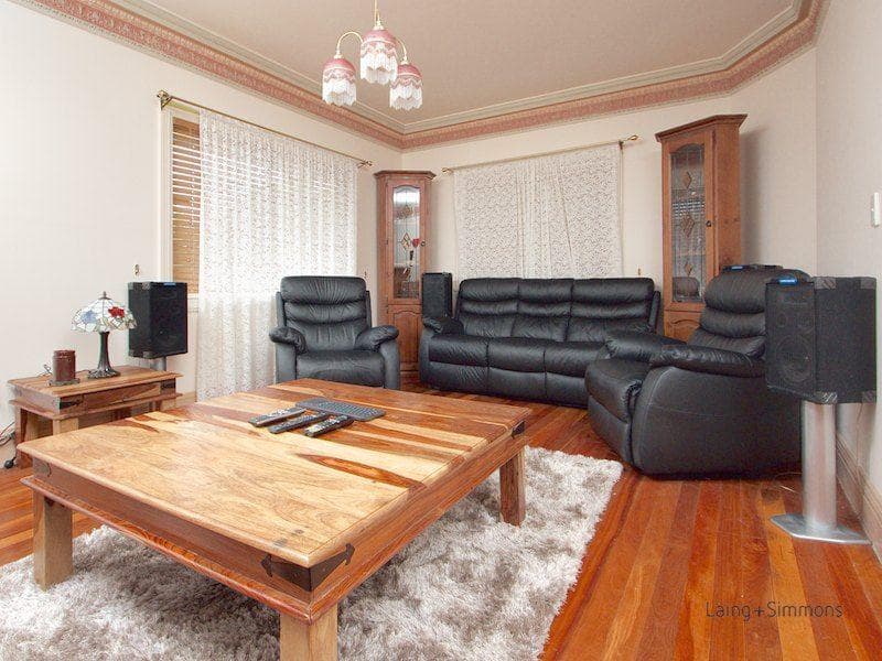 5/2a																										Toorak Court
														
								Port Macquarie, NSW 2444, Blacktown - Thumbnail 2