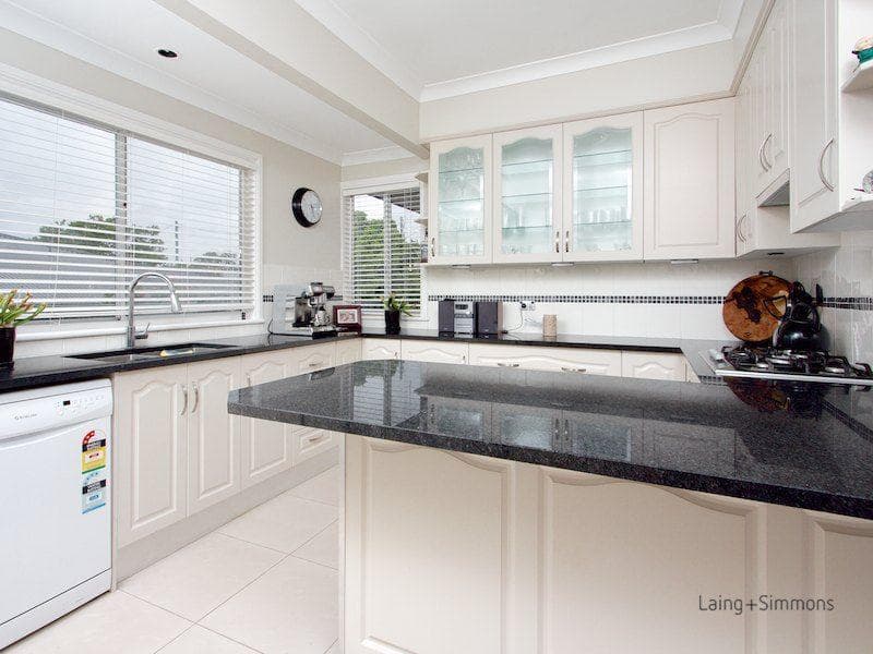 5/2a																										Toorak Court
														
								Port Macquarie, NSW 2444, Blacktown - Thumbnail 4