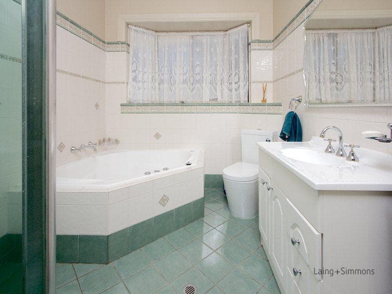 5/2a																										Toorak Court
														
								Port Macquarie, NSW 2444, Blacktown - Thumbnail 6