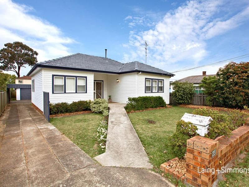 17/70-72																										Lane Street
														
								Wentworthville, NSW 2145, Fairfield West - Image 1