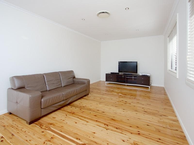1207/63																										Crown Street
														
								Woolloomooloo, NSW 2011, Toongabbie - Thumbnail 5
