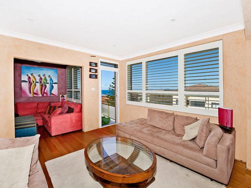 10/20-22																										Brickfield Street
														
								North Parramatta, NSW 2151, North Bondi - Thumbnail 8