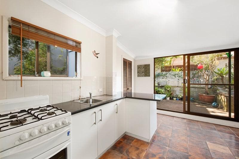 17/70-72																										Lane Street
														
								Wentworthville, NSW 2145, Bronte - Thumbnail 5
