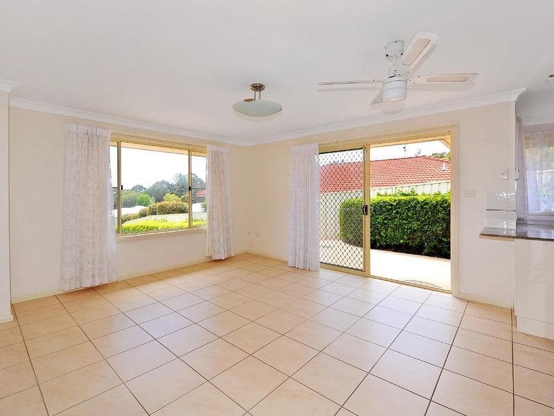 2/10 Denning Place, Port Macquarie, Port Macquarie - Thumbnail 3