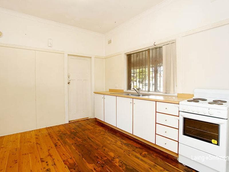 172 Excelsior Street, Guildford, Guildford - Thumbnail 2