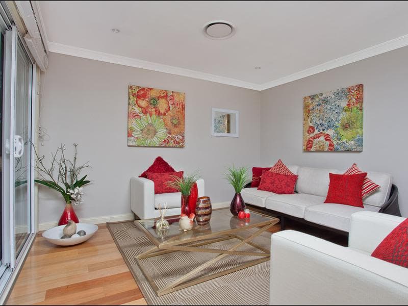 17/70-72																										Lane Street
														
								Wentworthville, NSW 2145, Ropes Crossing - Thumbnail 8