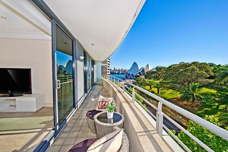 62/5 Macquarie Street, Sydney, Sydney - Image 1