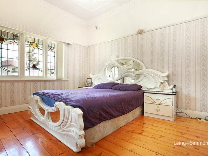 1207/63																										Crown Street
														
								Woolloomooloo, NSW 2011, Granville - Thumbnail 3