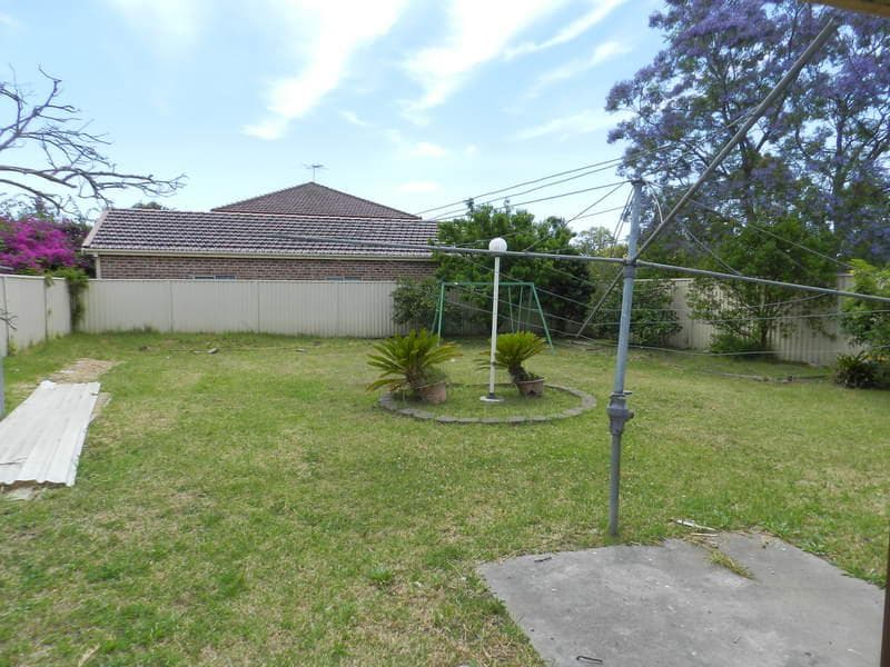 1207/63																										Crown Street
														
								Woolloomooloo, NSW 2011, Canley Vale - Thumbnail 5