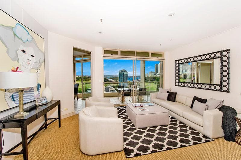 1207/63 Crown Street, Woolloomooloo, Woolloomooloo - Thumbnail 4