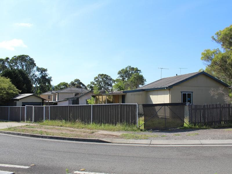 16 Edward Street, Macquarie Fields, Macquarie Fields - Thumbnail 3