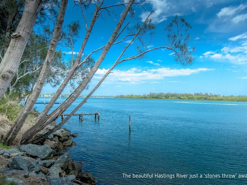 9/9																										Foss St
														
								Forest Lodge, NSW 2037, Port Macquarie - Thumbnail 3