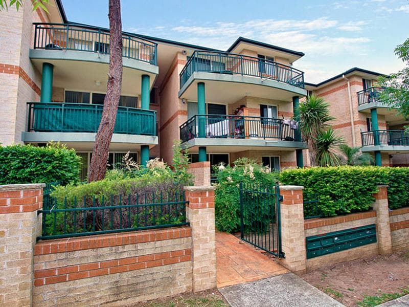 8/71-77 O'neil Street, Guildford, Guildford - Image 1