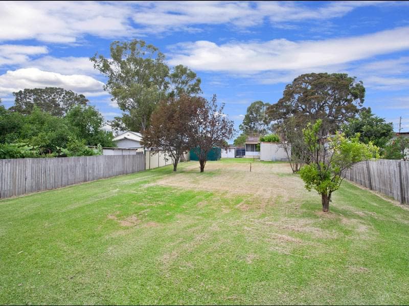 8/10																										Hythe St
														
								Mount Druitt, NSW 2770, Oxley Park - Thumbnail 4