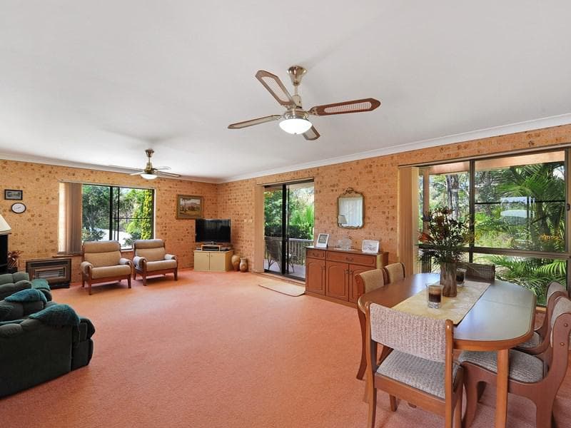 32 Clearwater Crescent, Port Macquarie, Port Macquarie - Thumbnail 3
