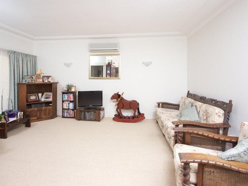 33 Adler Parade, Greystanes, Greystanes - Thumbnail 4