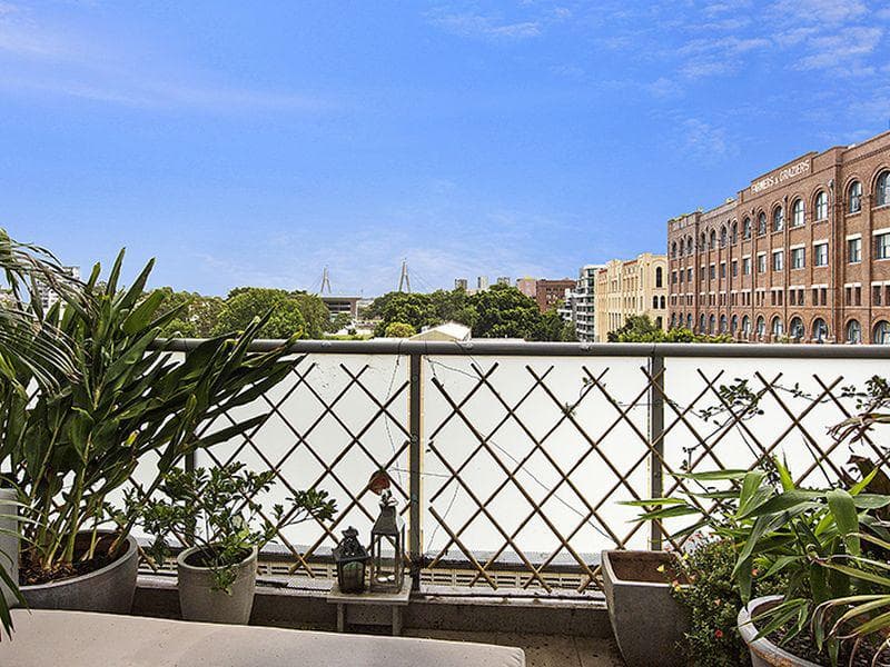 1207/63																										Crown Street
														
								Woolloomooloo, NSW 2011, Ultimo - Thumbnail 4
