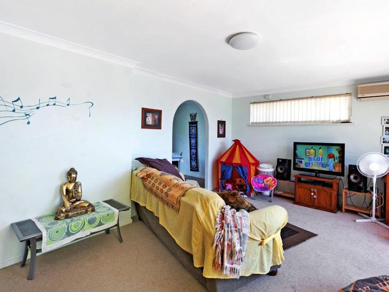 5 Kadina Crescent, Port Macquarie, Port Macquarie - Thumbnail 2