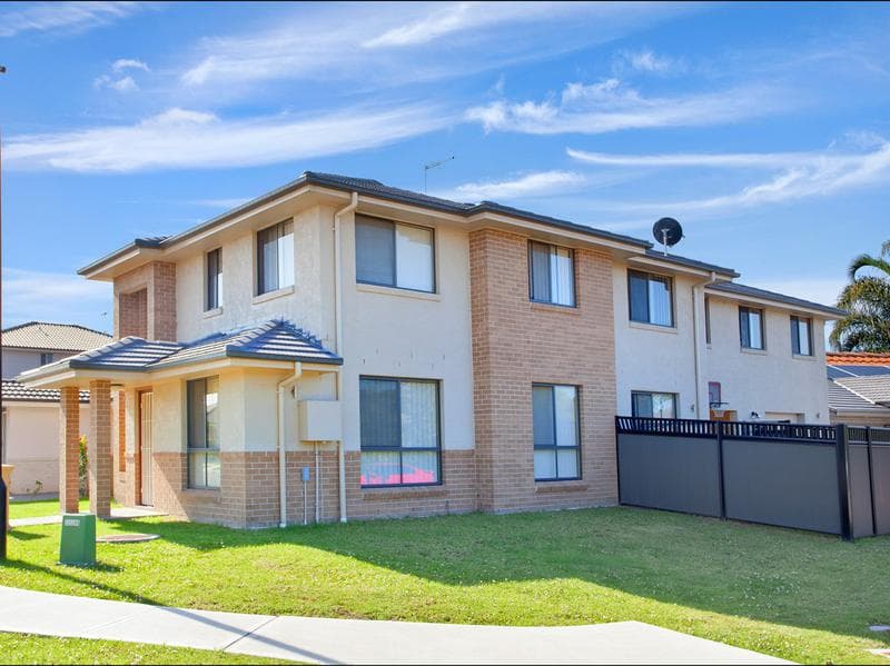 8 Taradale Drive, Ropes Crossing, Ropes Crossing - Thumbnail 3