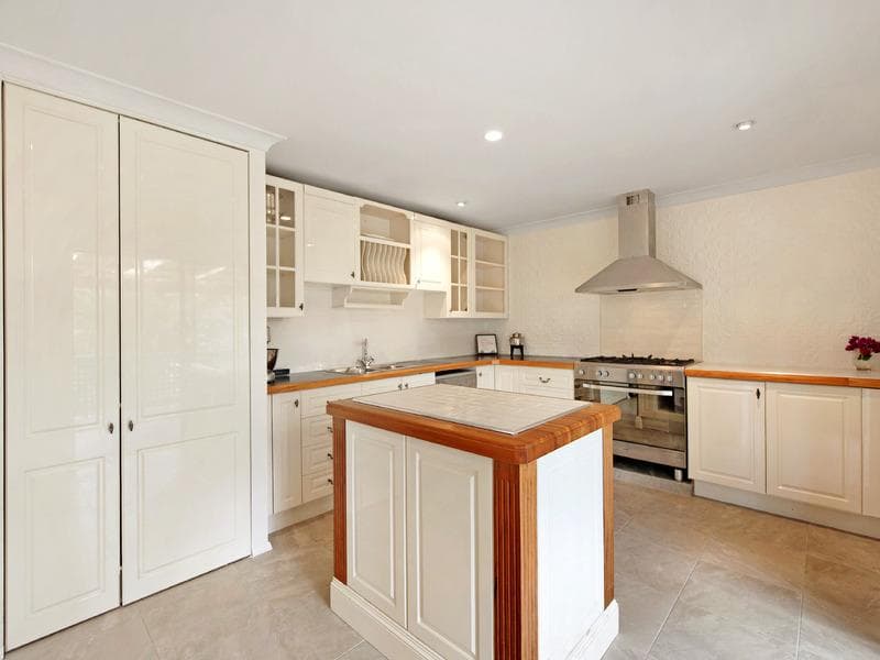 5 Jindabyne Place, Port Macquarie, Port Macquarie - Thumbnail 2
