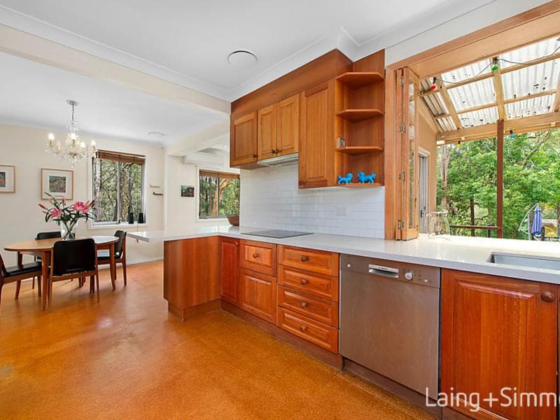 8 Schofield Parade, Pennant Hills, Pennant Hills - Thumbnail 3