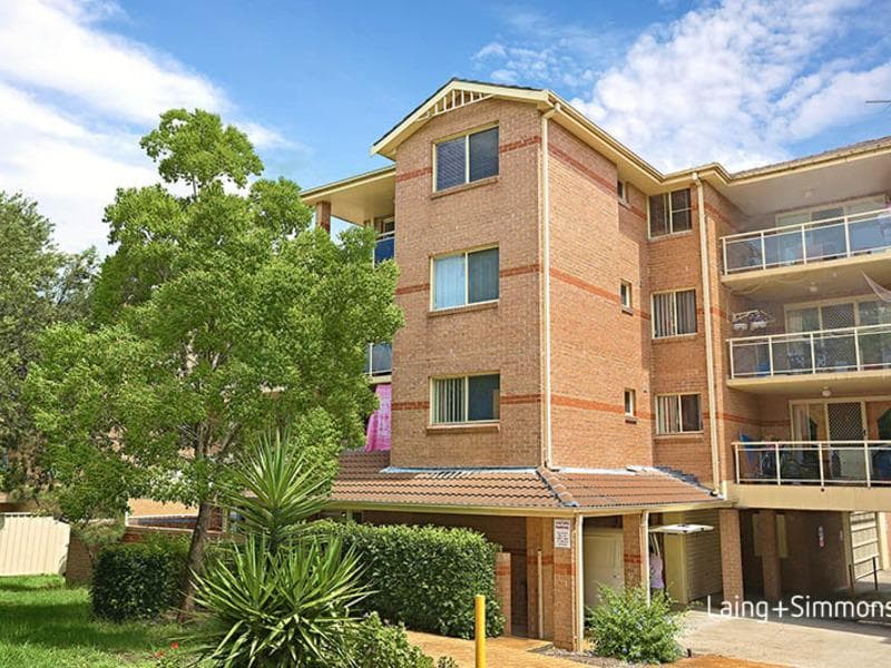 21/19-23 Hardy Street, Fairfield, Fairfield - Image 1